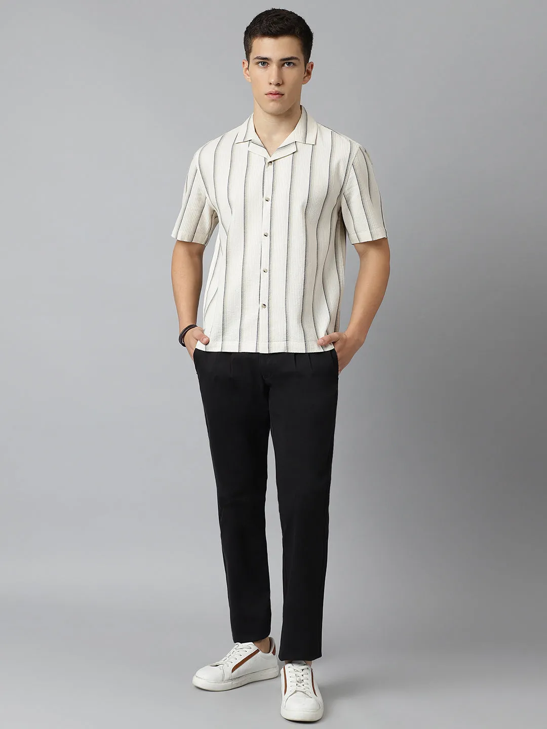 2 Way Stretch Pleated Chinos in Black- Comfort Fit
