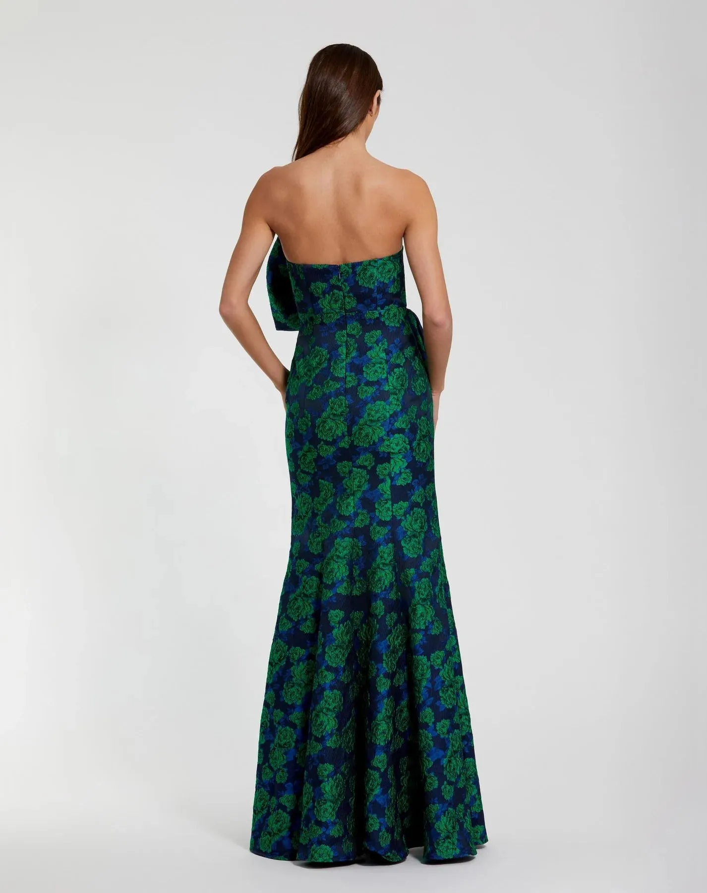 27593 MAC DUGGAL