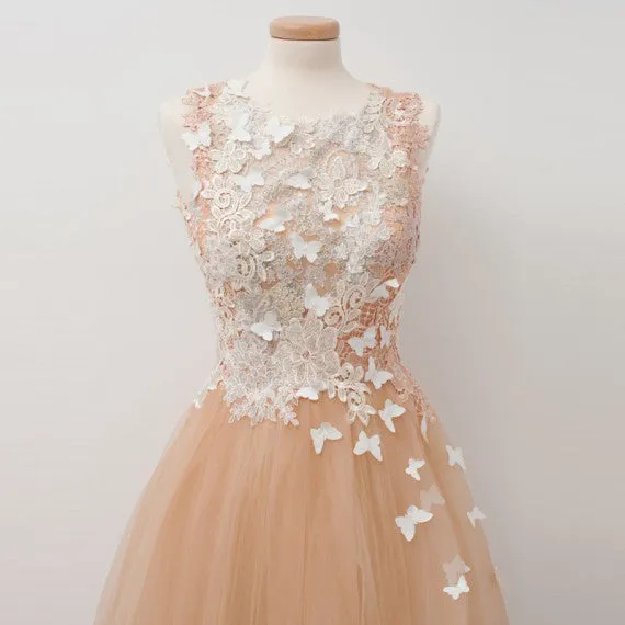 A Line Round Neck Tulle Long Prom Dress with Lace Appliques OKU29