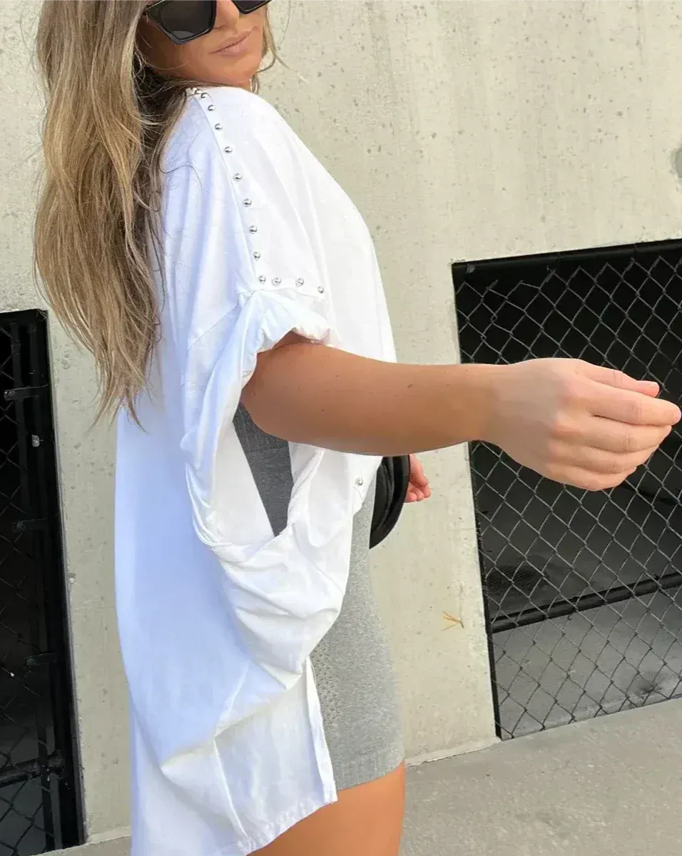 Amayrani® | Oversized T-Shirt With Studs