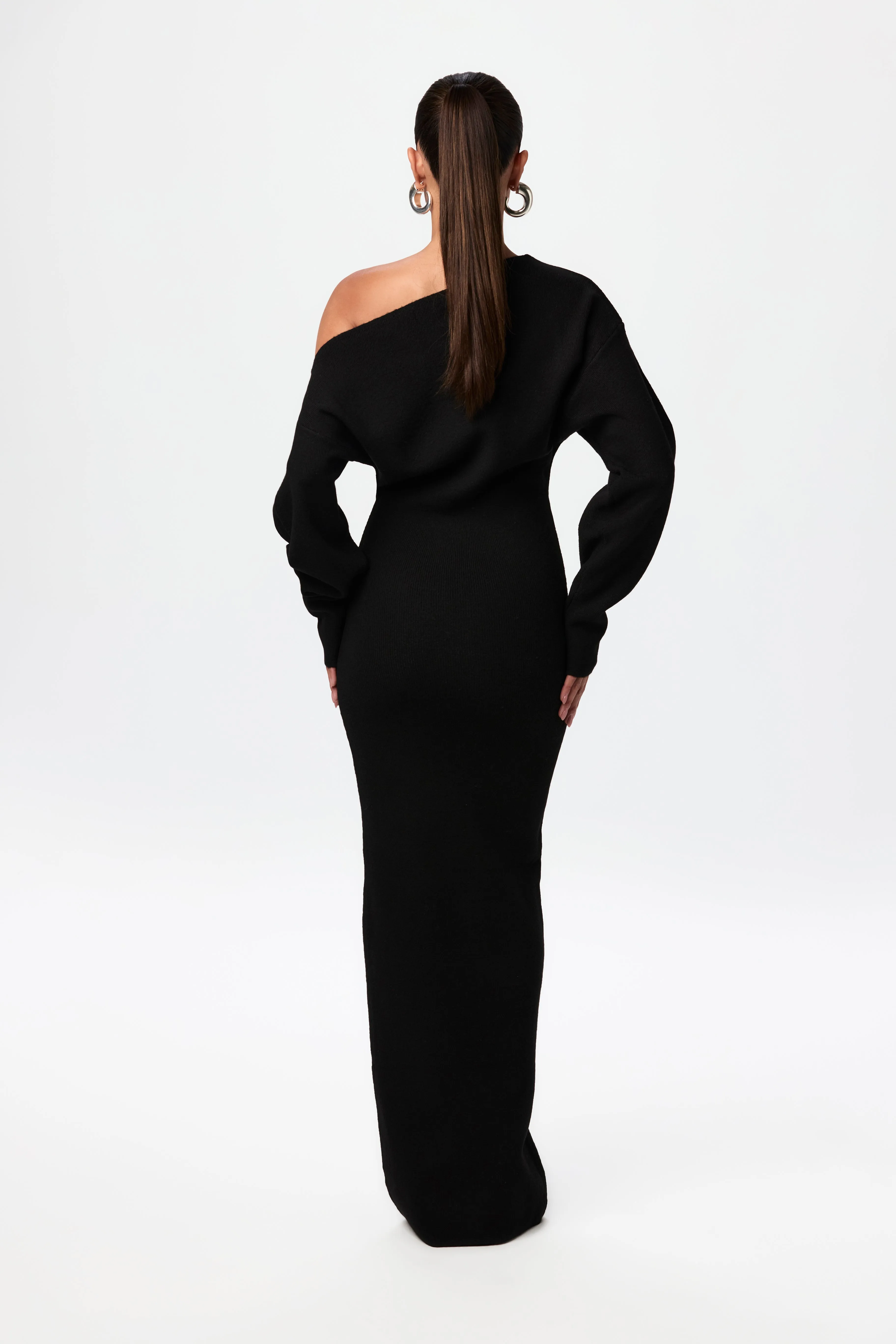 Aria | Off-shoulder Knit Dress