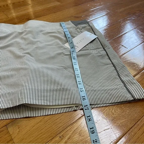 Athleta Brooklyn Textured Pull On Skort Gray Ivory Stripe Size 16 NEW