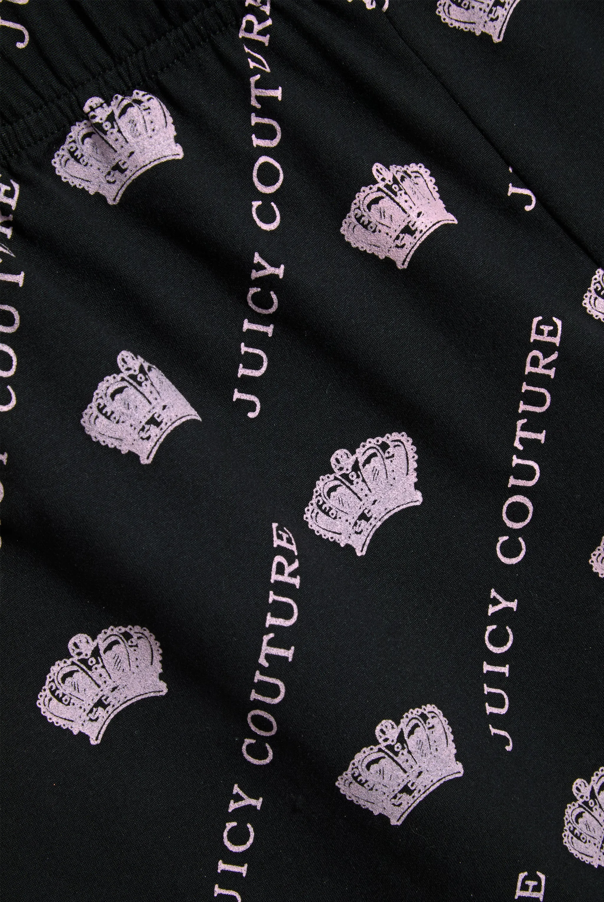 BLACK SLEEPING BEAUTY PYJAMA SET
