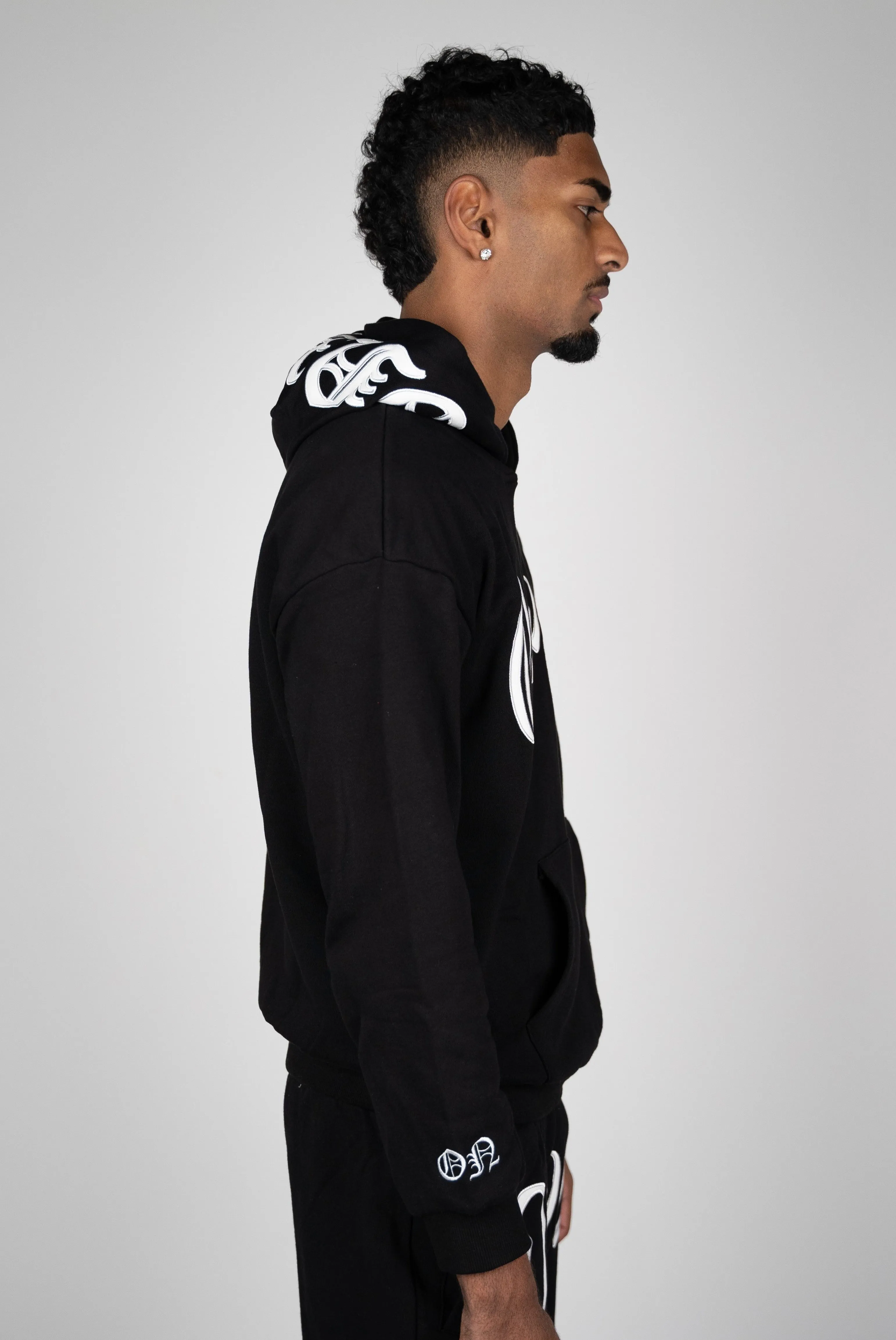 Classic Hoodie 2.0 - Black