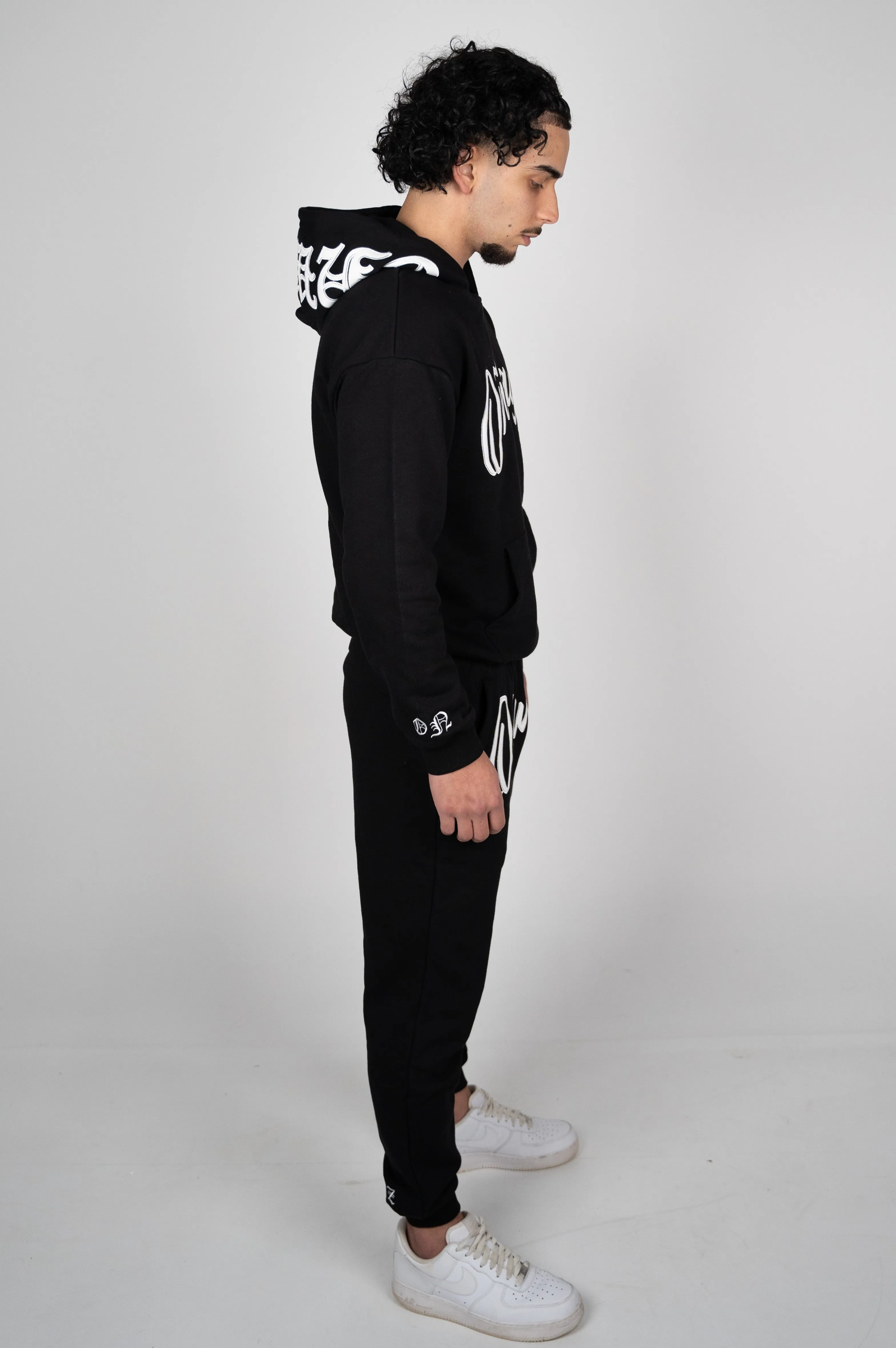 Classic Hoodie 2.0 - Black