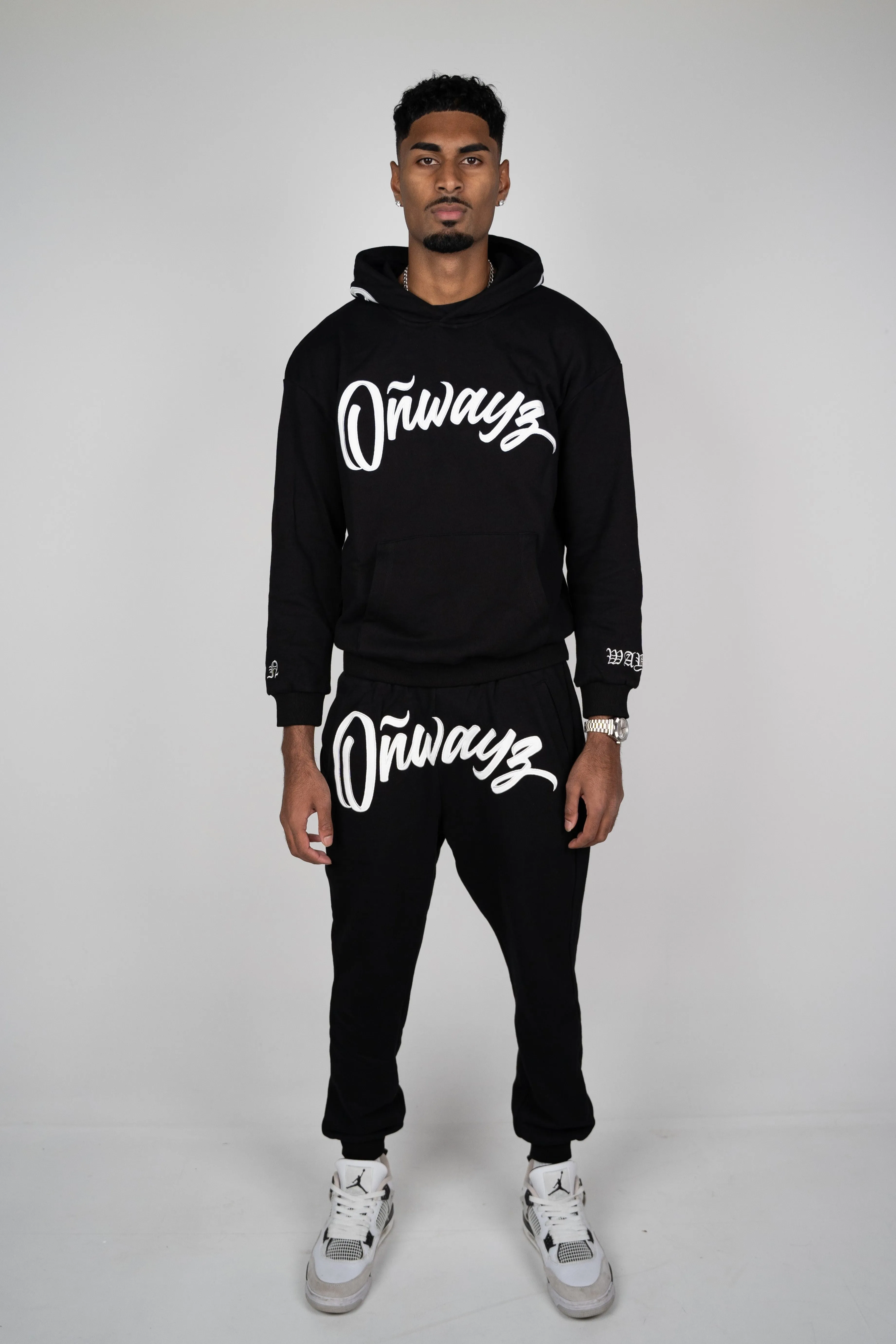 Classic Hoodie 2.0 - Black