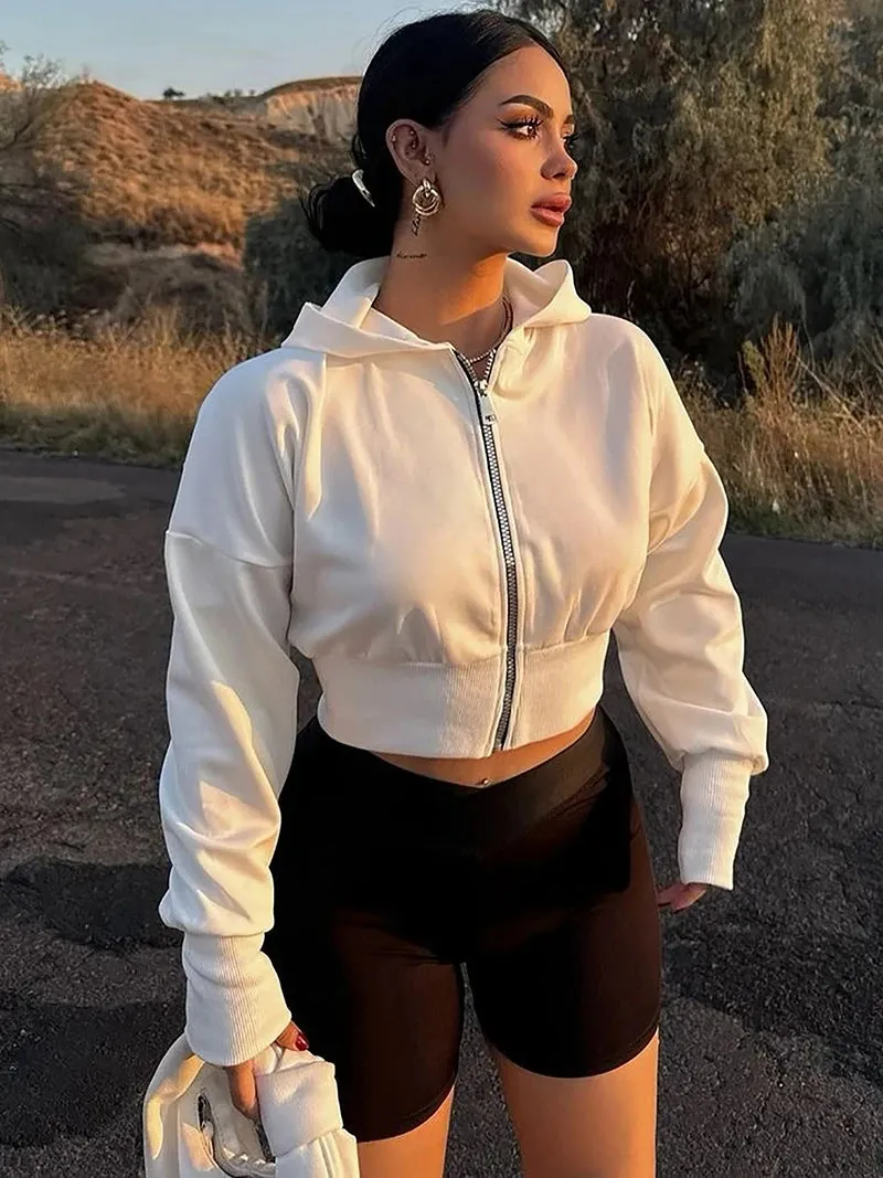 Cropped Zip Up Hoodies for Women - Hooded Zipper Jacket Streetwear Fleece Sweatshirt in White and Black