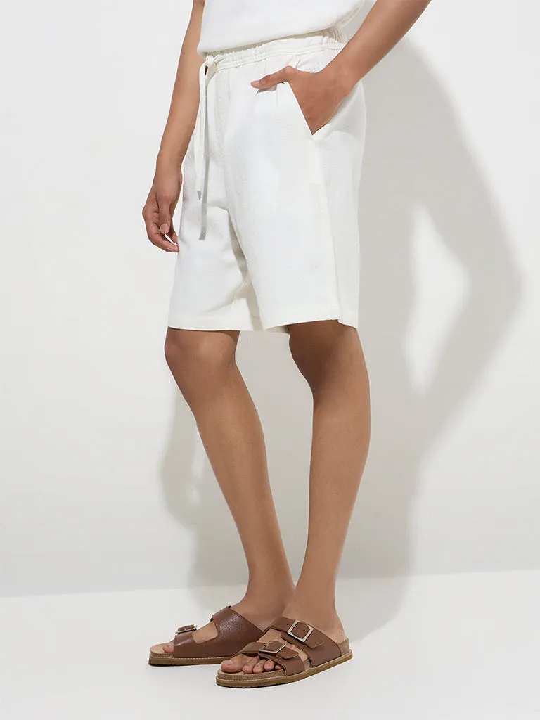 ETA Off-White Solid Relaxed-Fit Mid-Rise Cotton Shorts