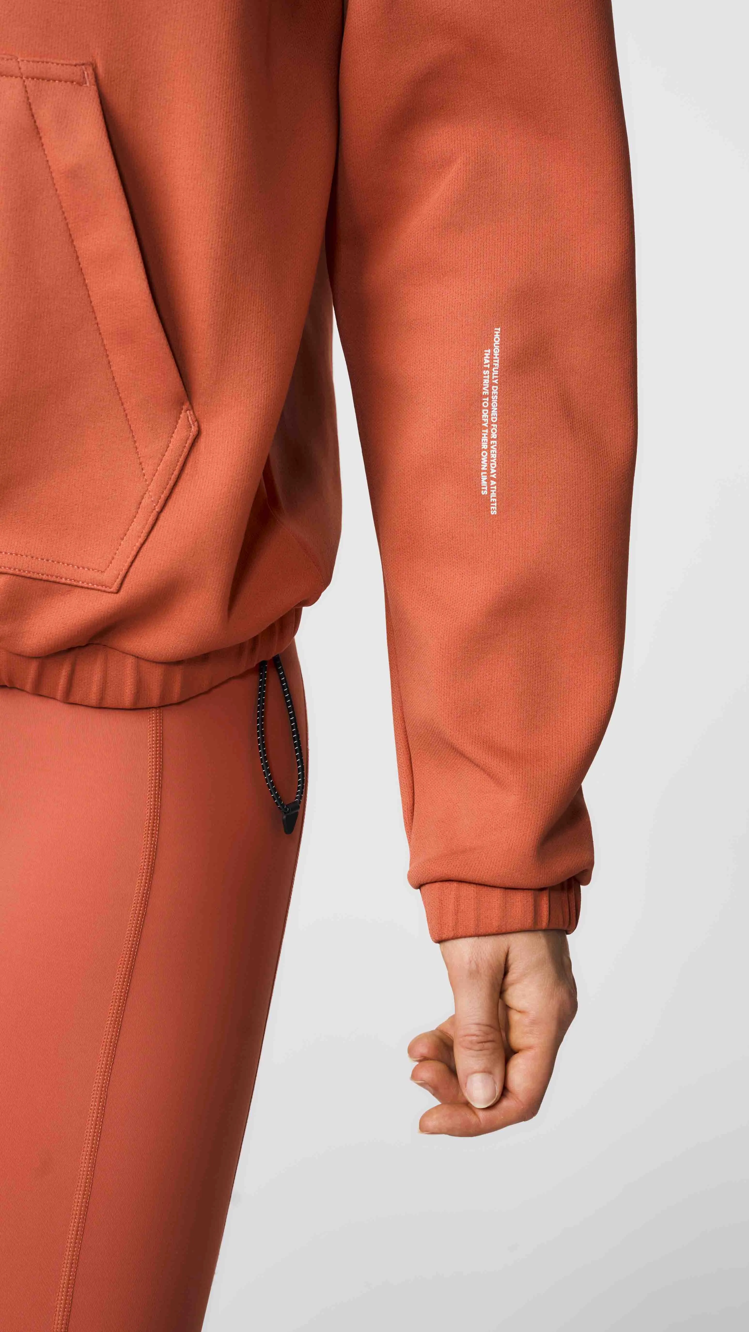 HOODIE TECH VOLCANO RED