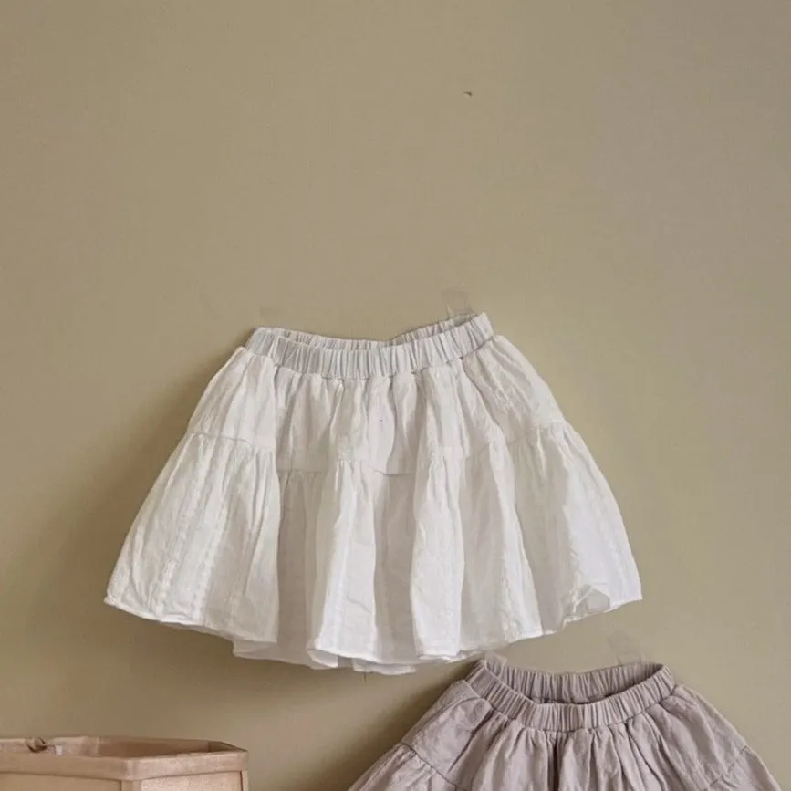 Ines Skort, Ivory