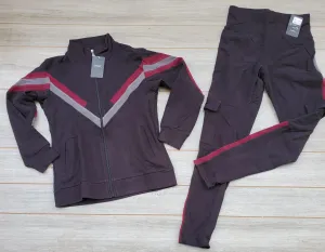 Jenni set bright black