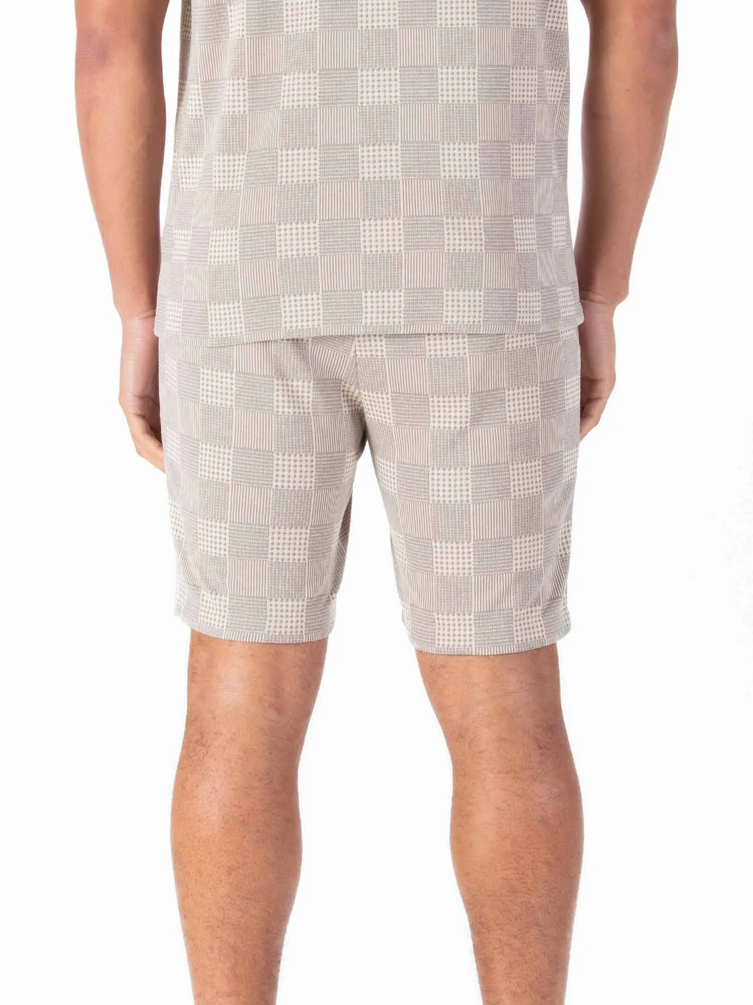 LAKI TEXTURED SHORTS