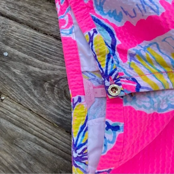 Lilly Pulitzer Women's Size 16 Pink Floral Textured Adie Shorts Swept by Tide