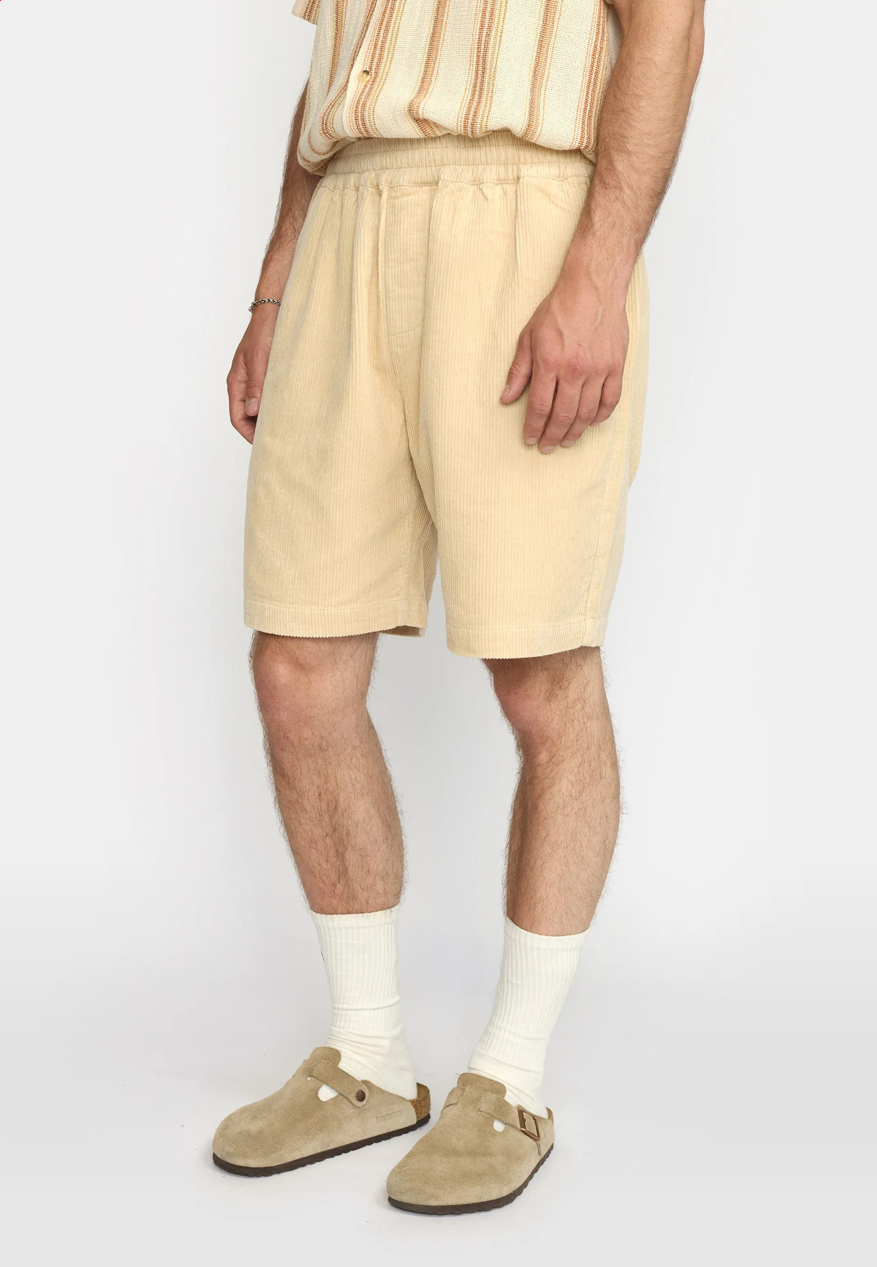 Long Casual Shorts / 4053 - Darkoffwhite