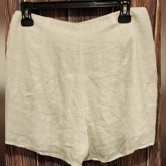 L*SPACE LOANA TONAL PLAID TEXTURED CREAM BOHEMIAN SHORTS