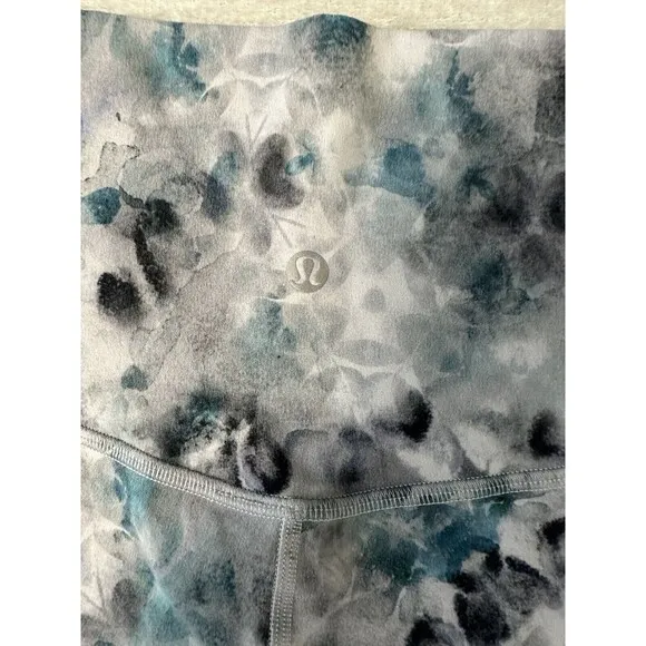 Lululemon Align Shorts sz 20 High Rise 6” Inseam Kaleidofloral Multi NULU
