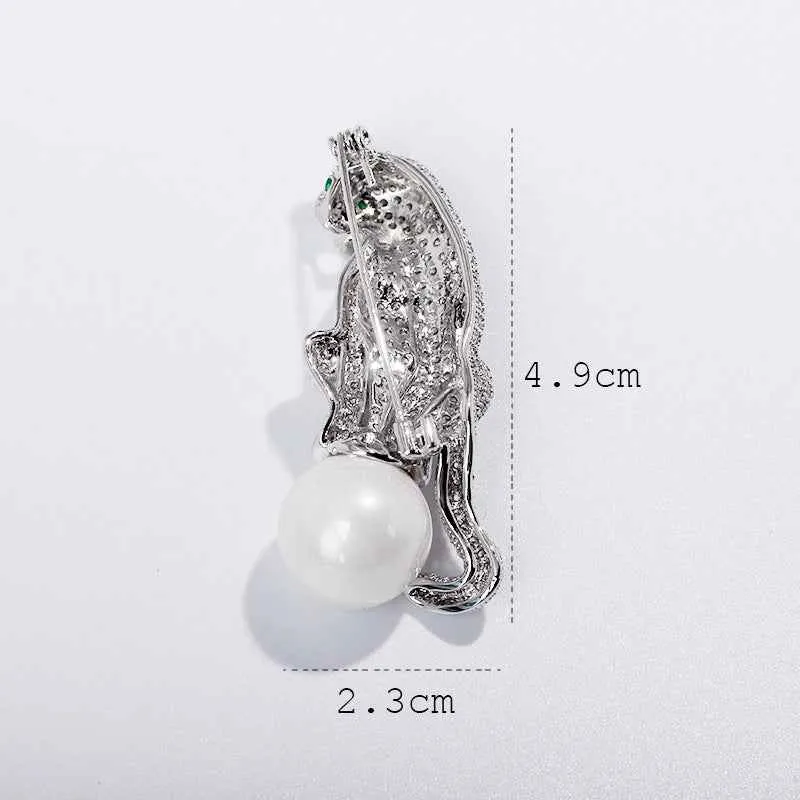 Luxury Copper Zircon Panther Brooch with Pearl