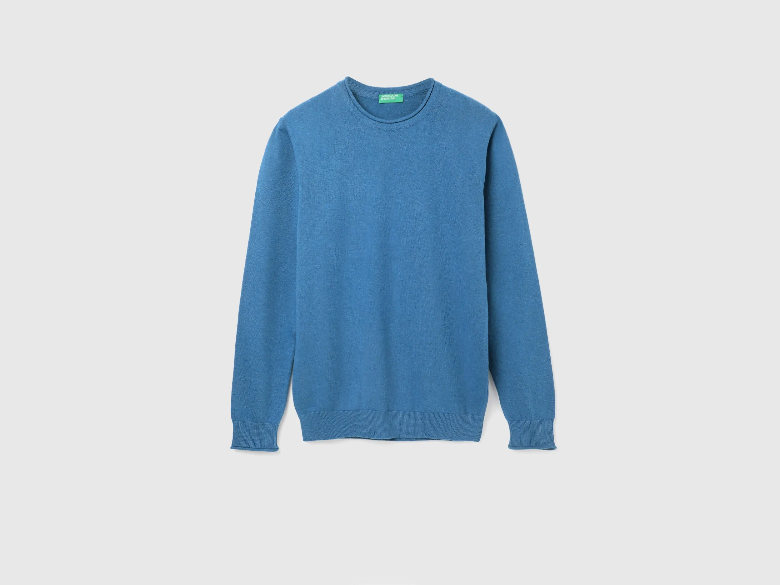 Men's Regular Fit Round Neck Solid Sweaters
