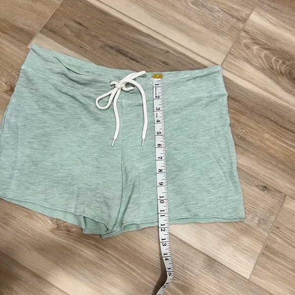 MONROW Supersoft Green Drawstring Shorts Size Large