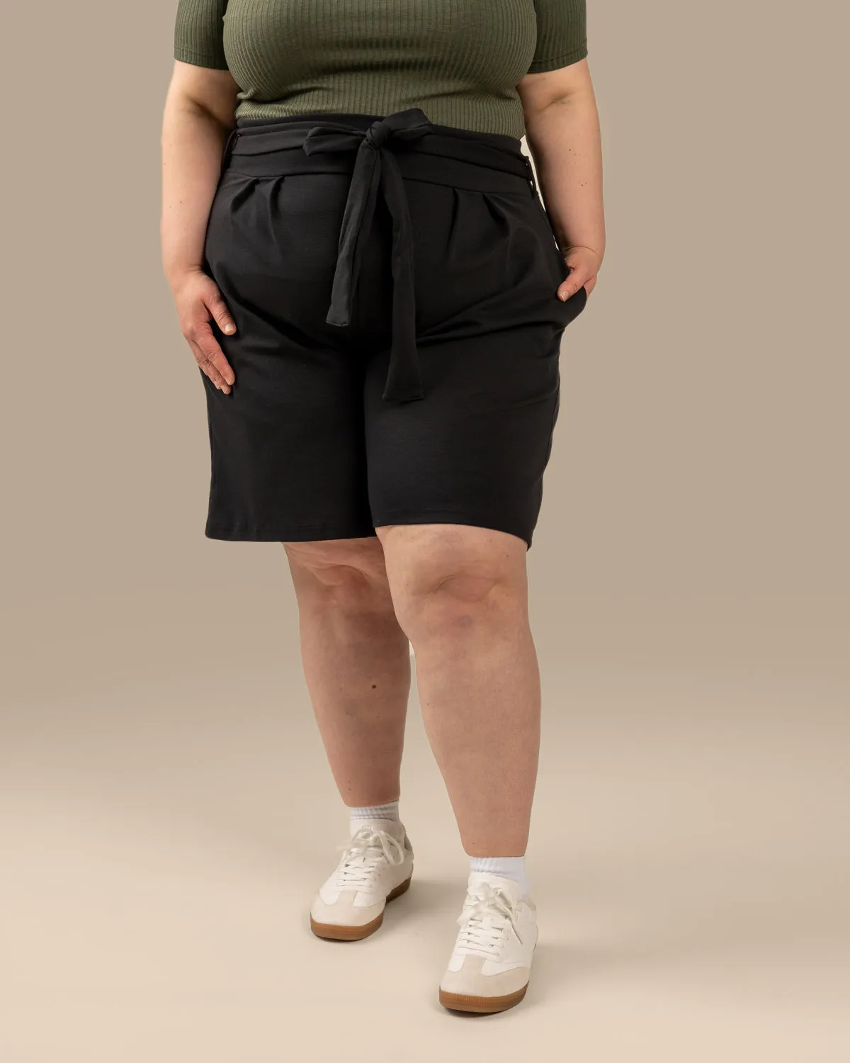 Mukava Shorts Black