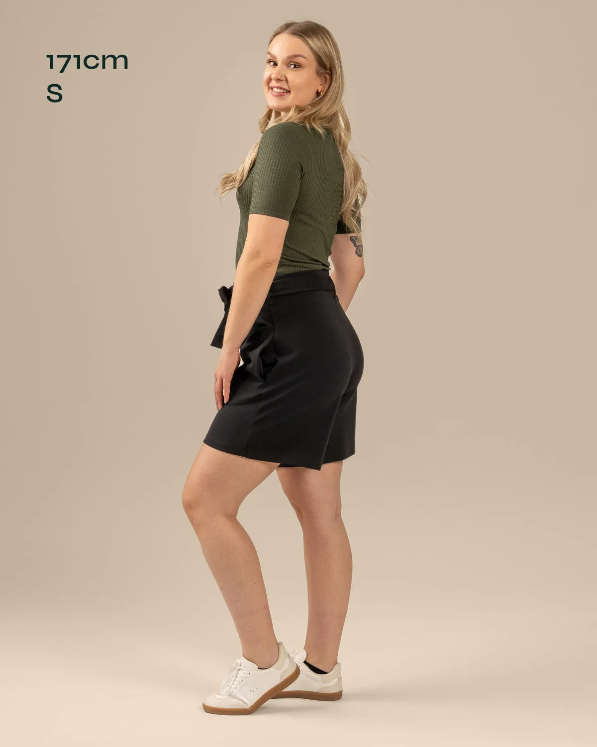 Mukava Shorts Black