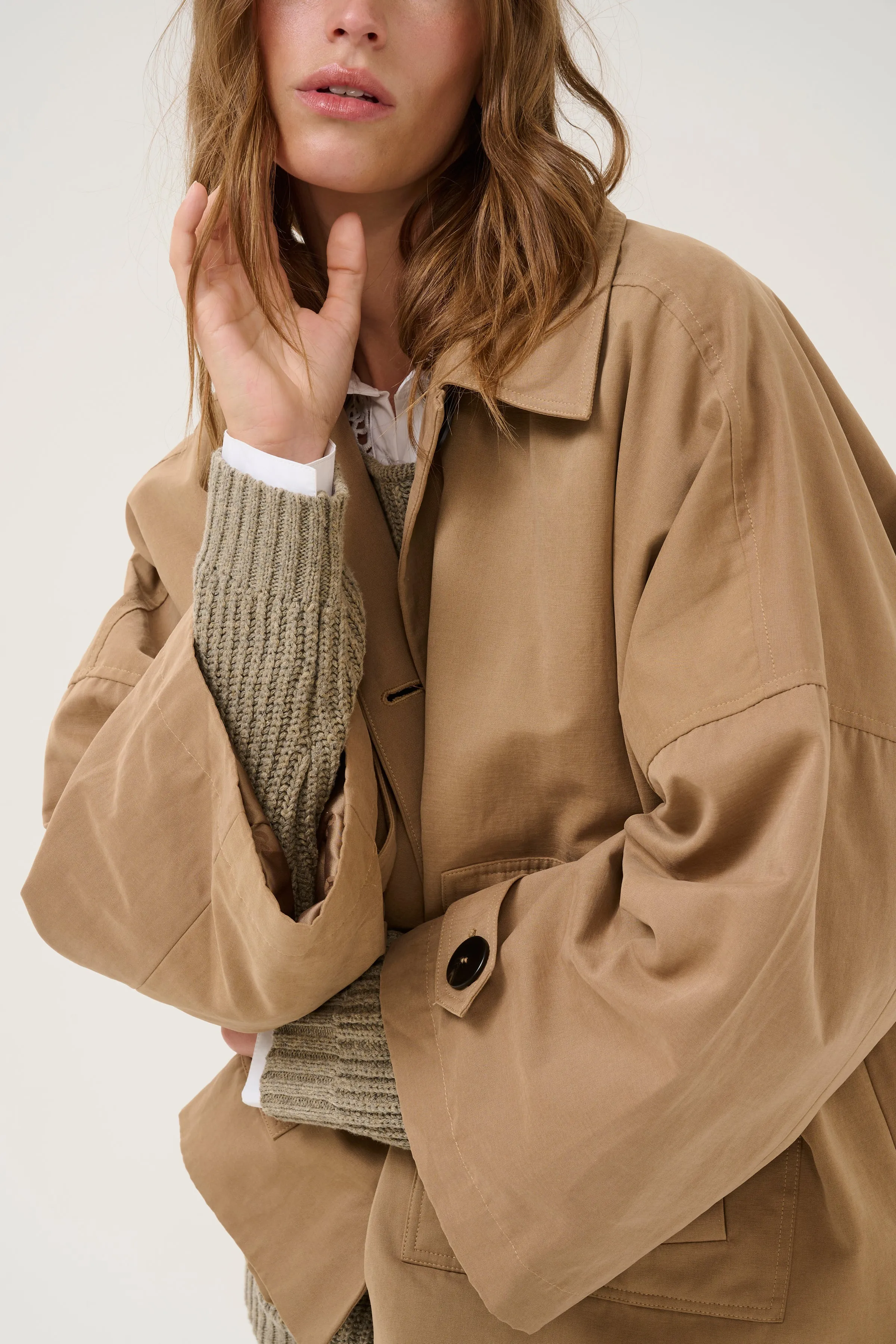 MY ESSENTIAL WARDROBE - Jacket - Sepia Tint - Lyon short