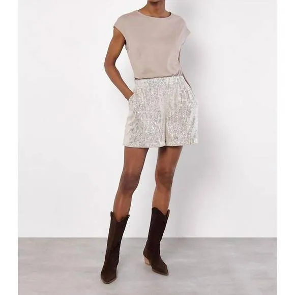 NEW APRICOT sequin pullon shorts in champagne
