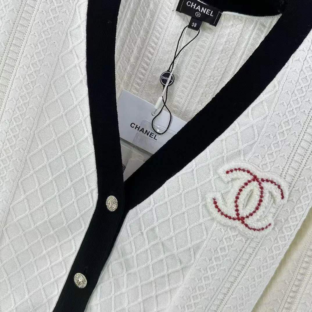 New Check Jacquard Logo Knit Cardigan
