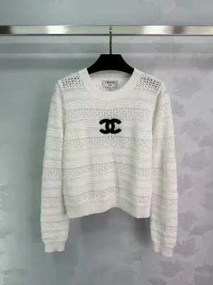 New contrast logo hollow knit long sleeve