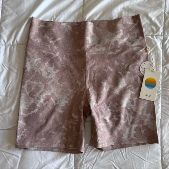 New Vuori Clean Elevation Shorty Pink Biker Shorts Women's Size XL Soft NWT