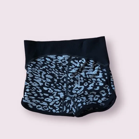 NWT Dip It Low jacquard shorts by FP Movement from Free People in size XS/S