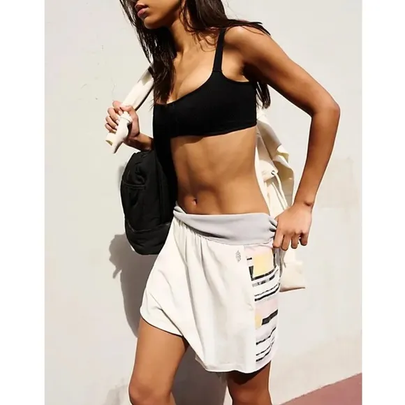 NWT Hot Shot Printed Harem shorts by FP Movement from Free People in size Medium