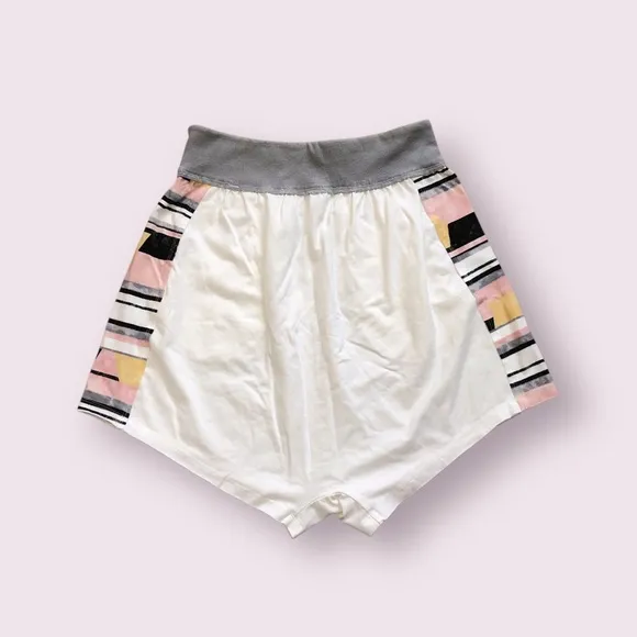 NWT Hot Shot Printed Harem shorts by FP Movement from Free People in size Medium