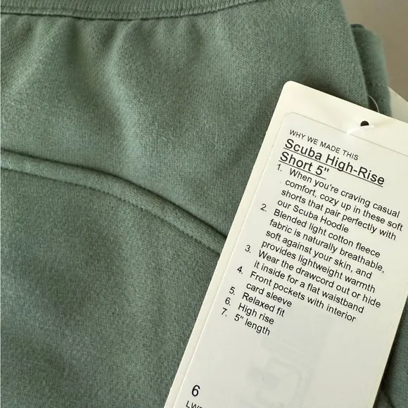 🍀NWT ❤️ Lululemon 🔥 Athletica Scuba High- Rise Short in Grey Eucalyptus