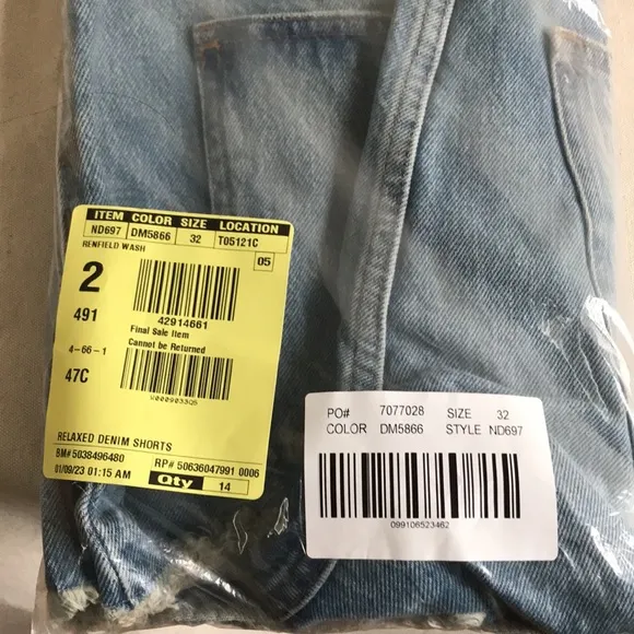 NWT Madewell Sz 32 shorts RELAXED DENIM SHORTS RENFIELD WASH: DESTROYED …