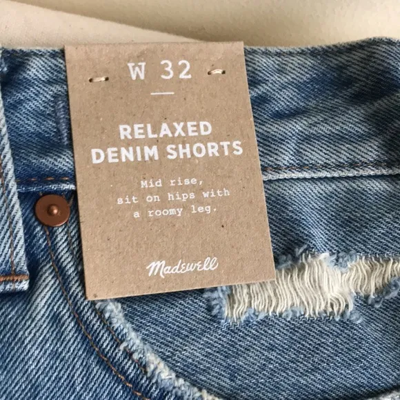 NWT Madewell Sz 32 shorts RELAXED DENIM SHORTS RENFIELD WASH: DESTROYED …
