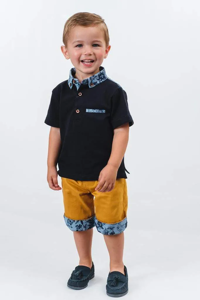 Oliver: Mustard shorts