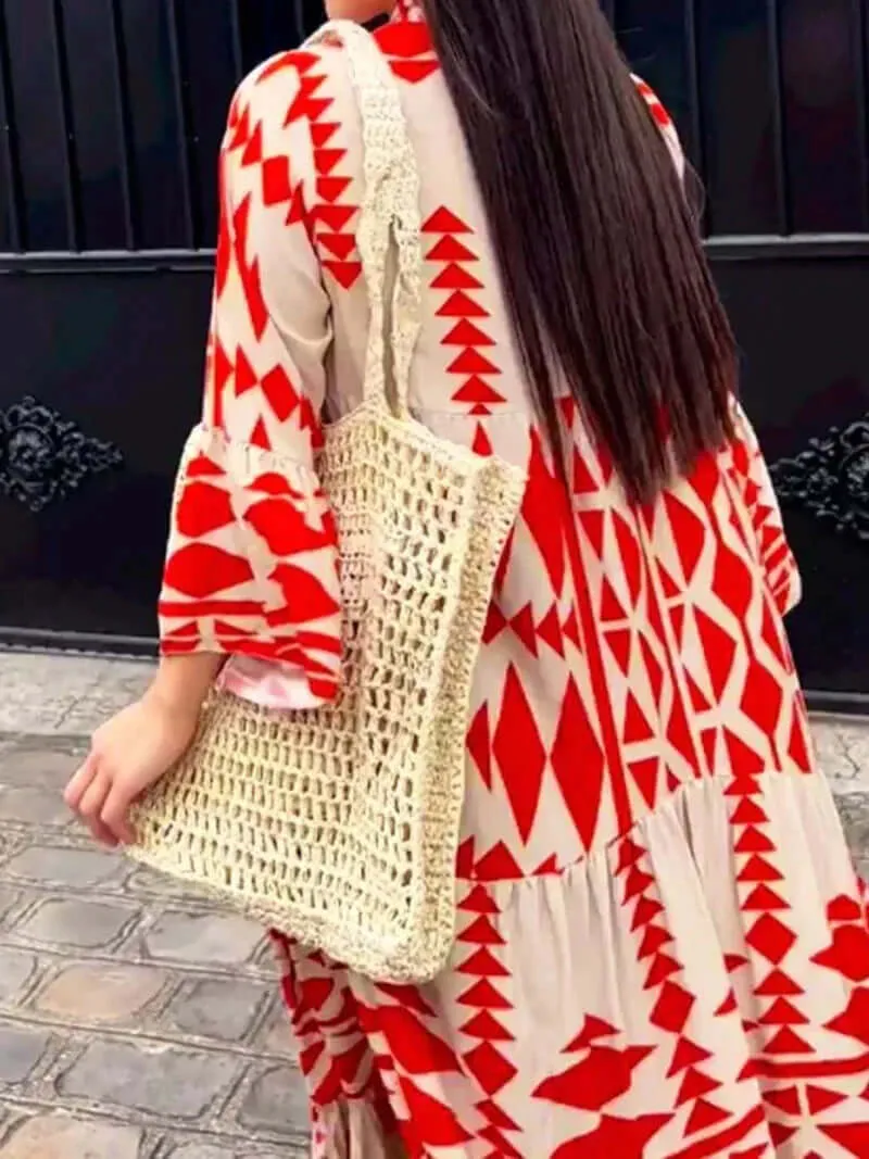 Oversized Dress With Retro Print and V-neckline