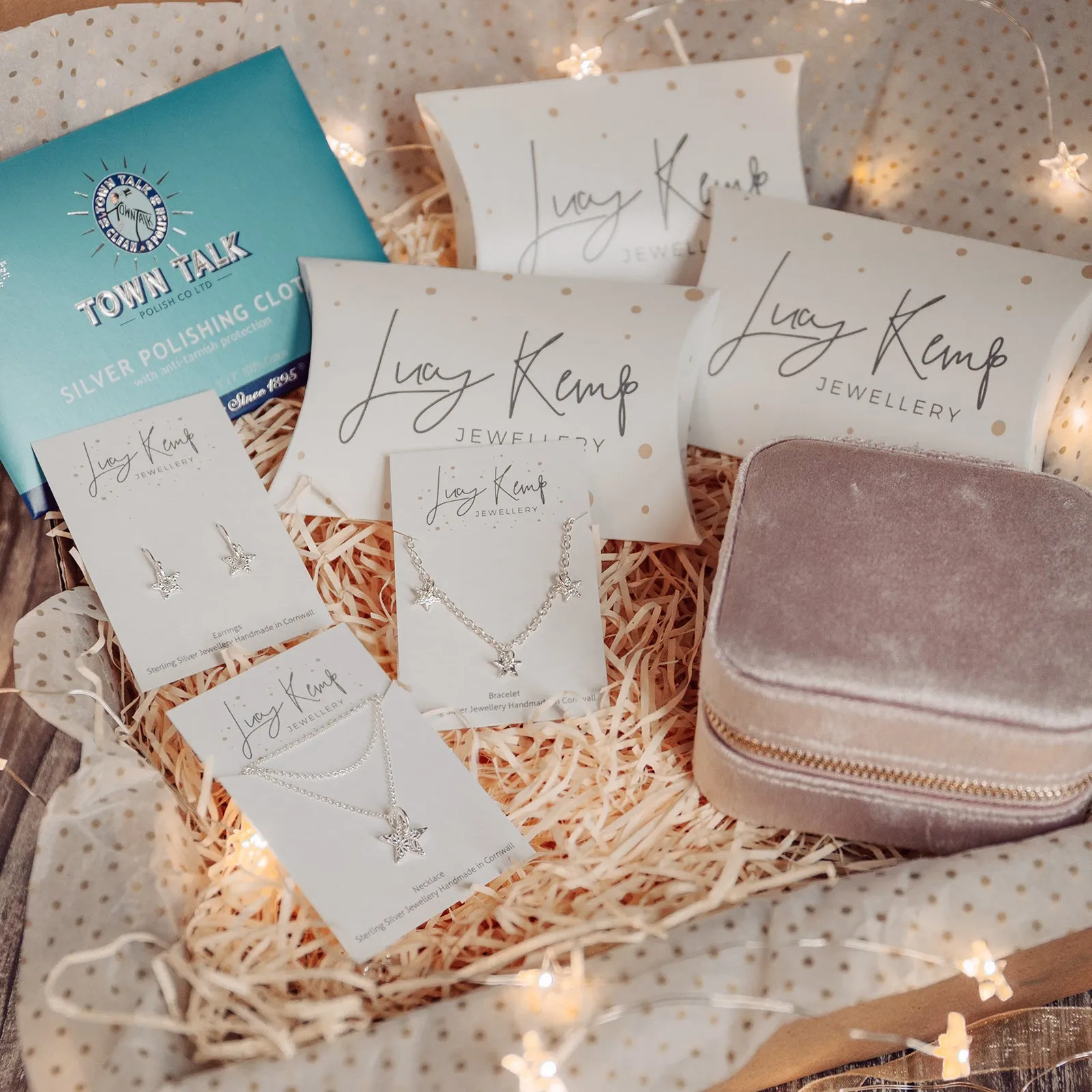 Pendant, Earrings and Bracelet Gift Box