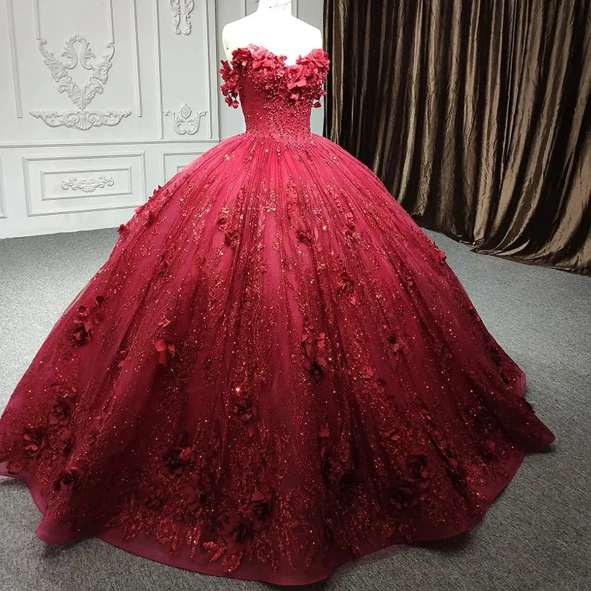 Quinceanera Dresses Exquisite Pearls Sleeveless Quinceanera Dresses 3D Appliques Party Dresses