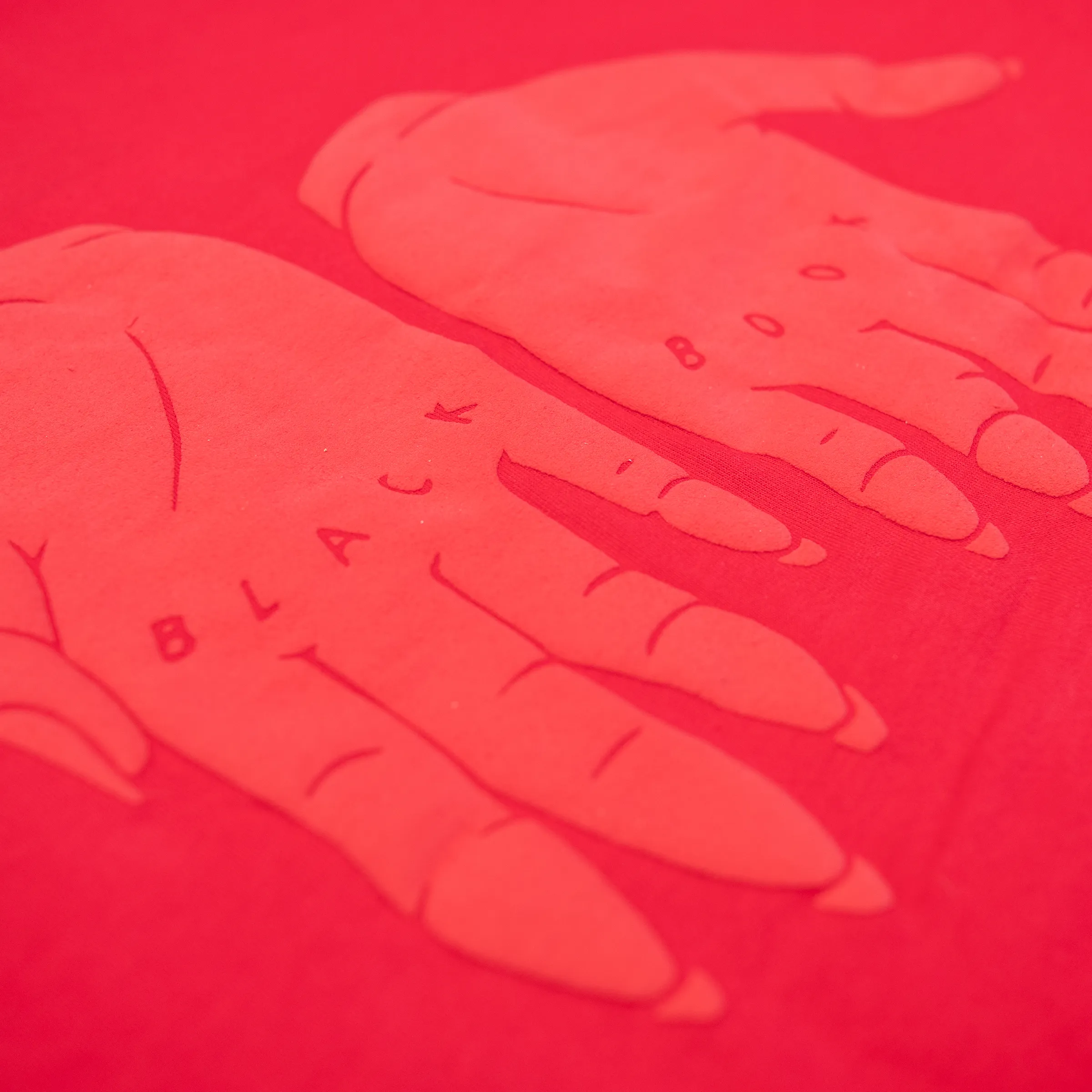 "TRADITIONAL FIT" HANDS HOODIE - RED