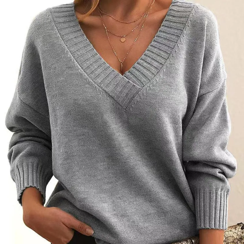 Relaxed V-neck Jocelyn sweater