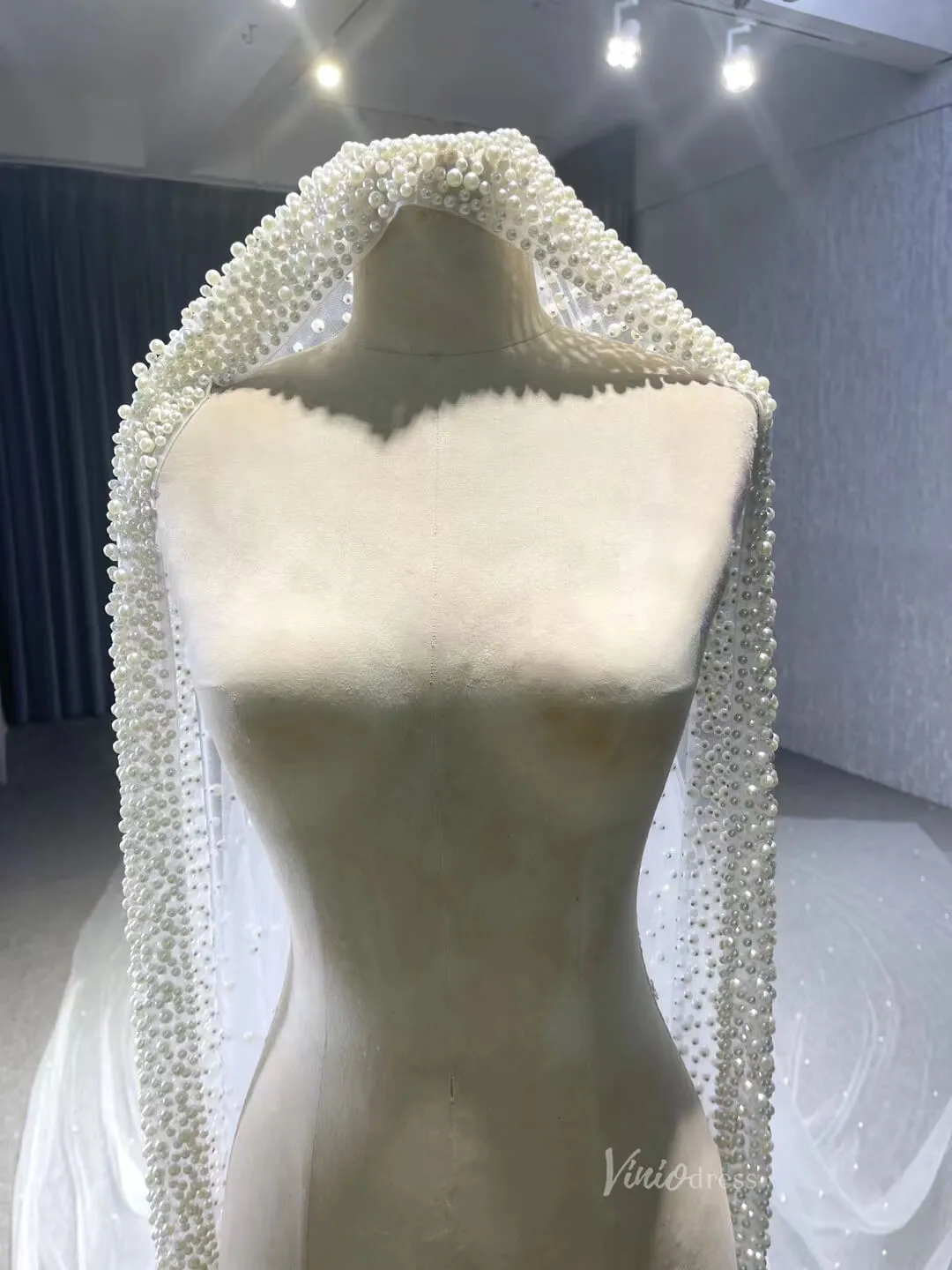 Roycebridal Gorgeous Beaded Strapless Wedding Dresses Sweetheart Neck Bridal Gown 231082