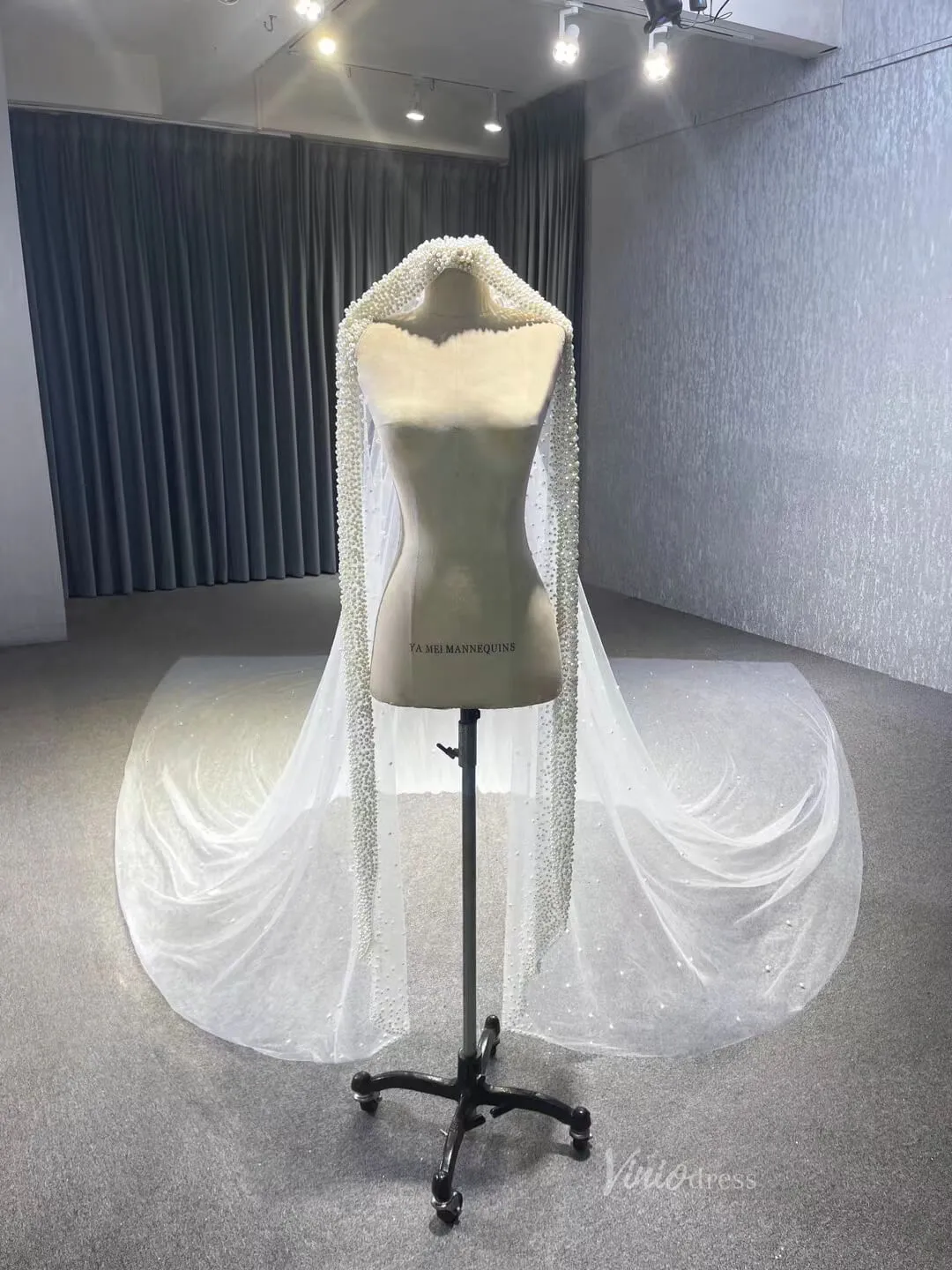 Roycebridal Gorgeous Beaded Strapless Wedding Dresses Sweetheart Neck Bridal Gown 231082