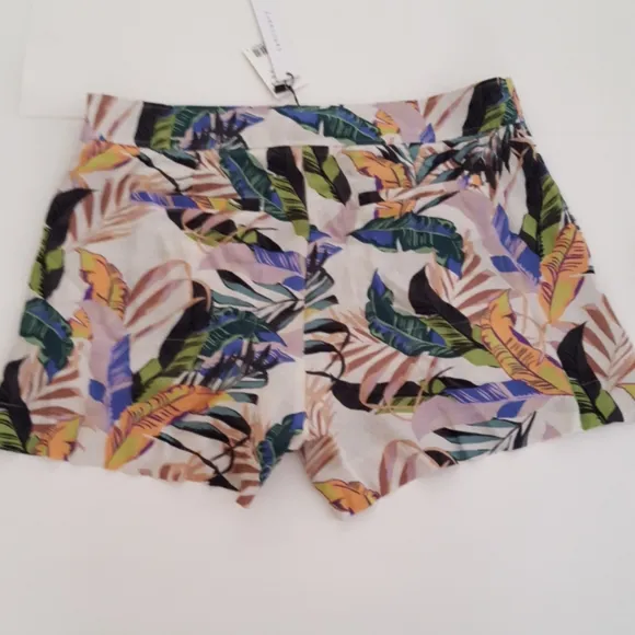 Sanctuary Wild Flower Tropical Shorts NWT