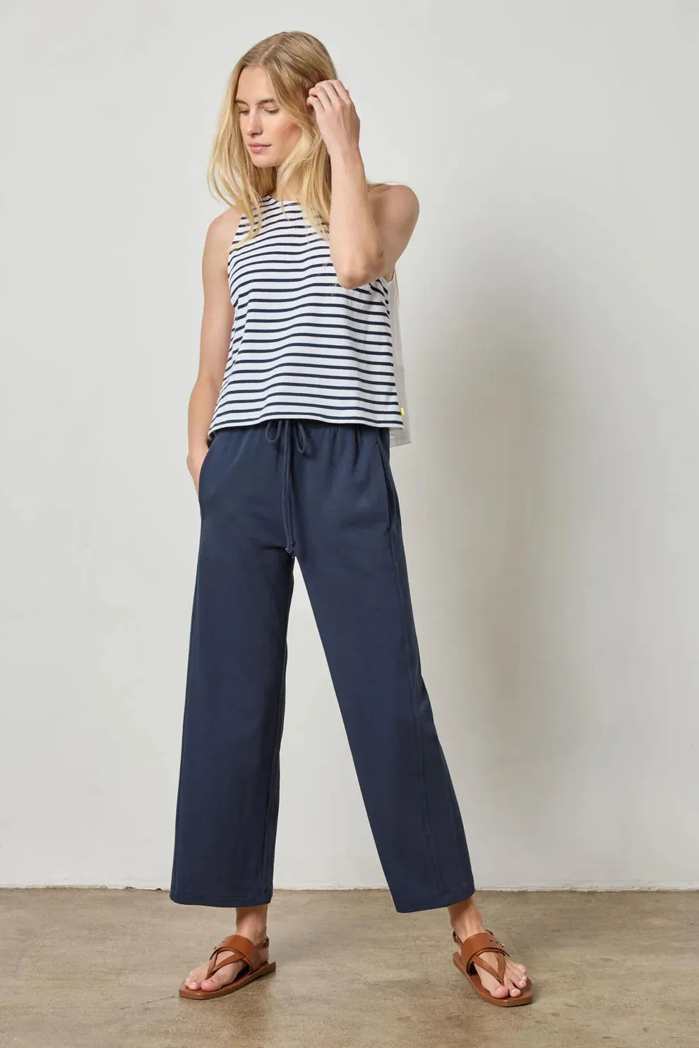 Seamed Wide Leg Pant in Dark Navy