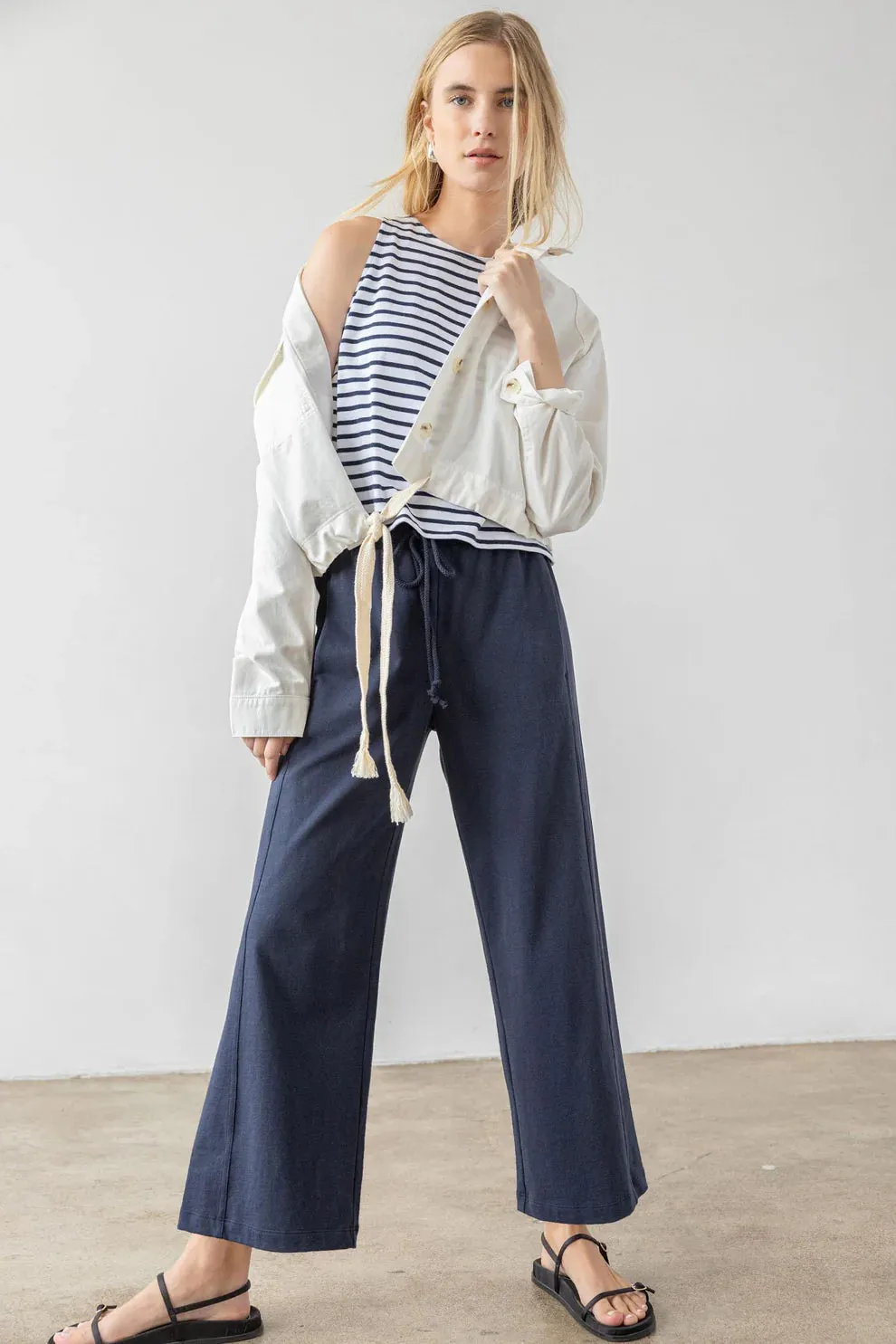 Seamed Wide Leg Pant in Dark Navy