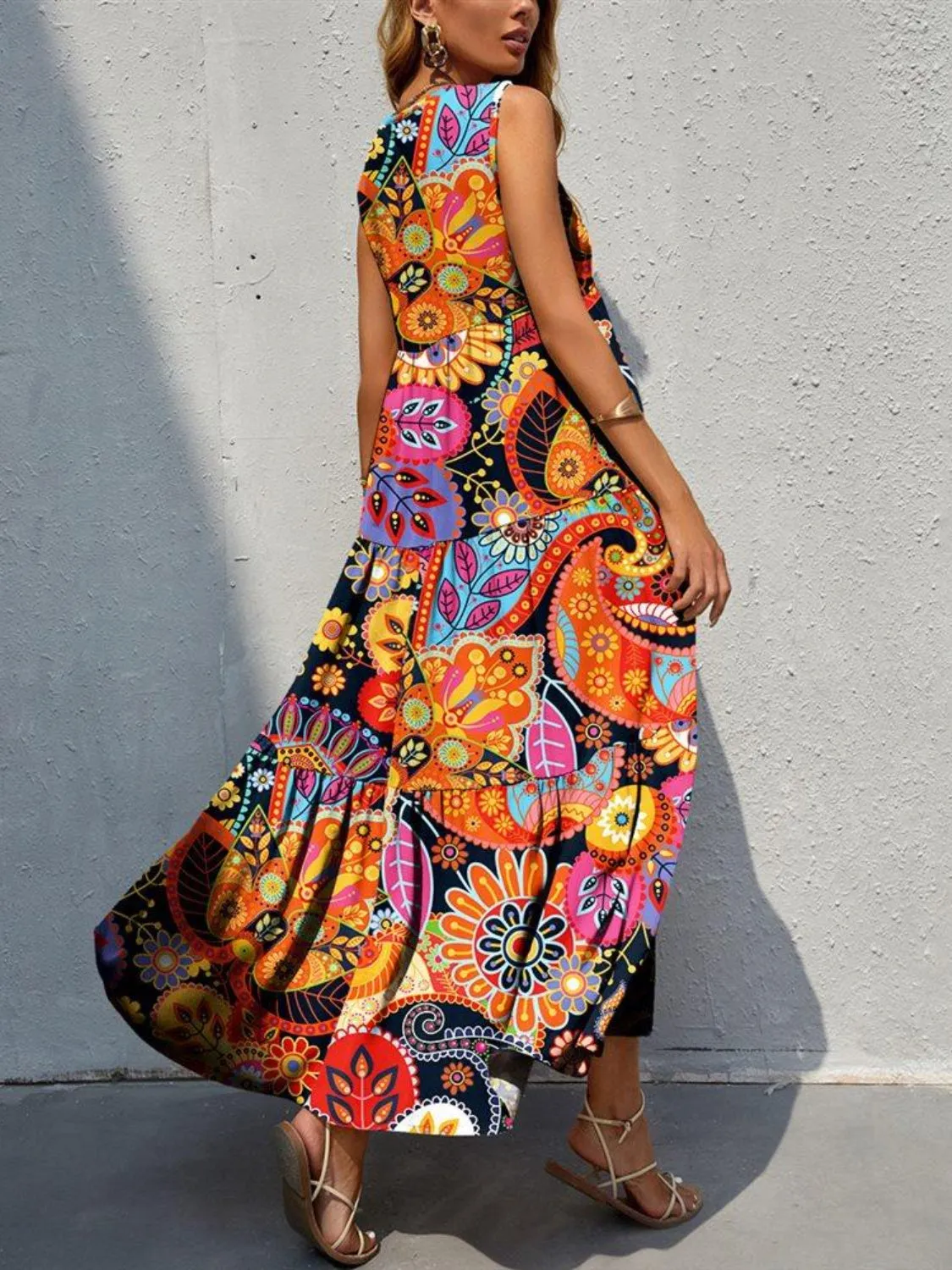 Selah Tiered Printed V-Neck Sleeveless Dress