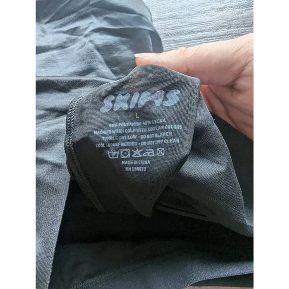 SKIMS Sheer Sculpt Low Back Short