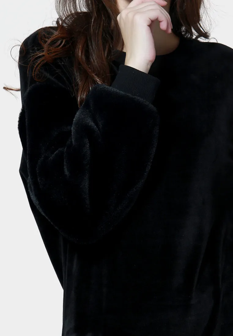 Soft Comfortable White Sweatshirt